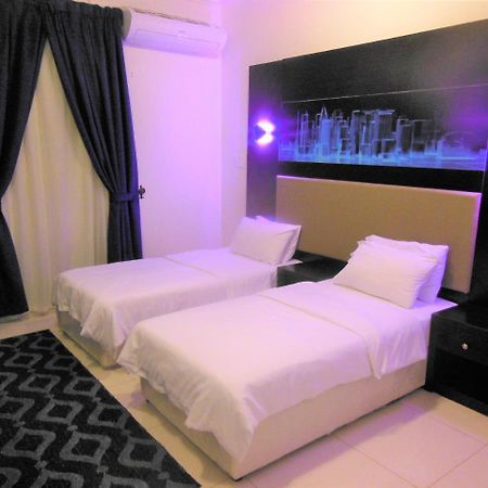 Holiday Furnished Units Dammam Esterno foto