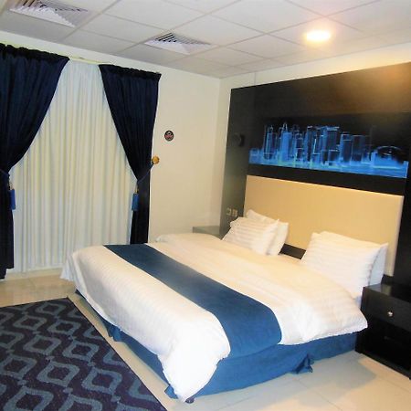 Holiday Furnished Units Dammam Esterno foto