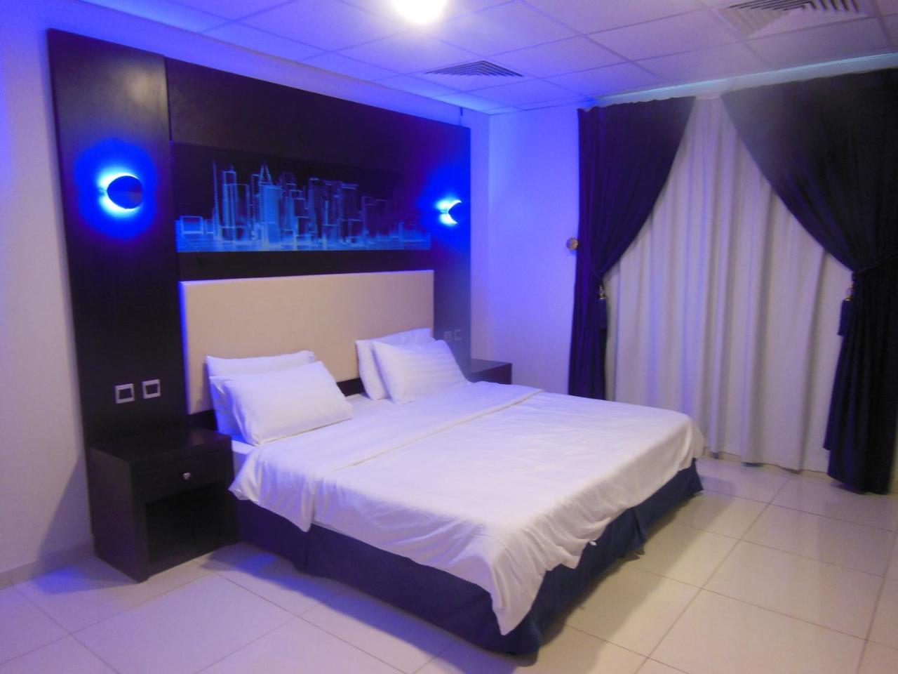 Holiday Furnished Units Dammam Esterno foto